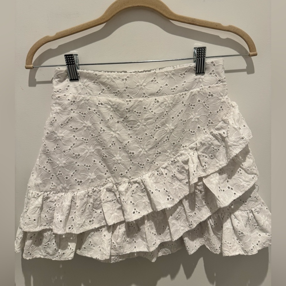 Gab & Kate White Eyelet Ruffle Skirt